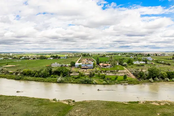 170 Sun Prairie Road, Great Falls, MT 59404