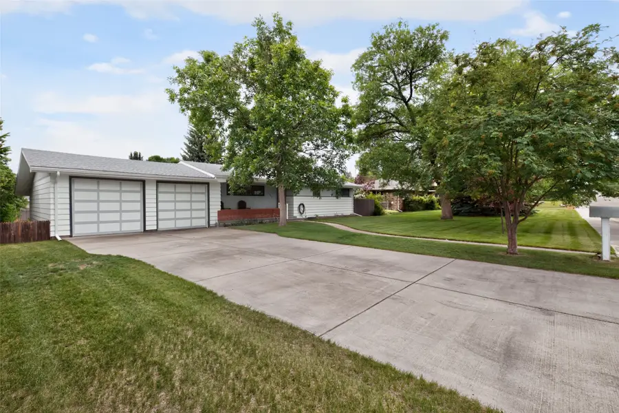 3440 13th Avenue S, Great Falls, MT 59405 - #2