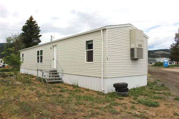 206 W 5th Avenue #13, Boulder, MT 59632