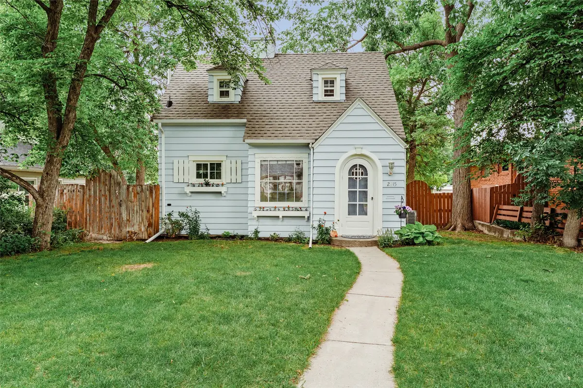 2215 2nd Avenue S, Great Falls, MT 59405 - #1
