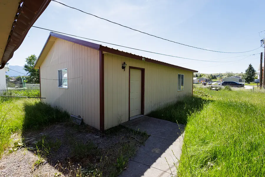 505 9th Avenue W, Polson, MT 59860 - #3