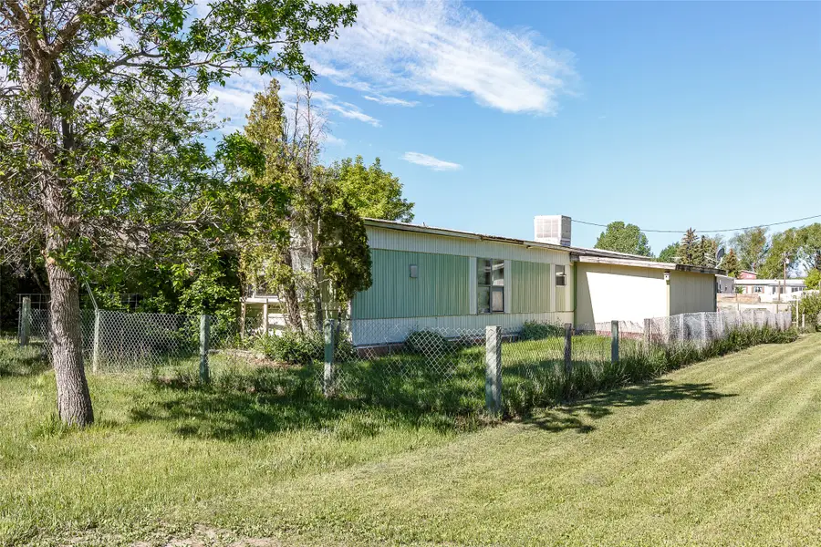 610 3rd Avenue Sw, Choteau, MT 59422 - #2