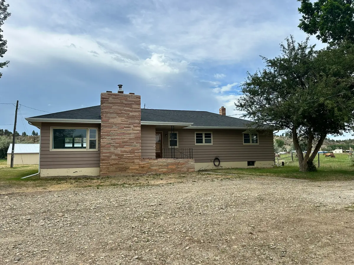 417 River Avenue E, Ryegate, MT 59074 - #1