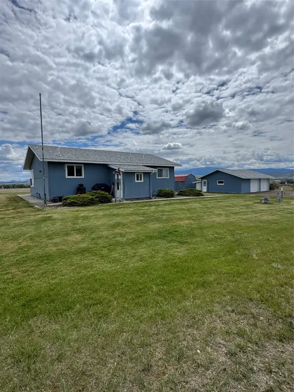 275 Goose Bay Lane, Townsend, MT 59644