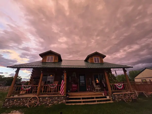 805 3rd Street Sw, Choteau, MT 59422