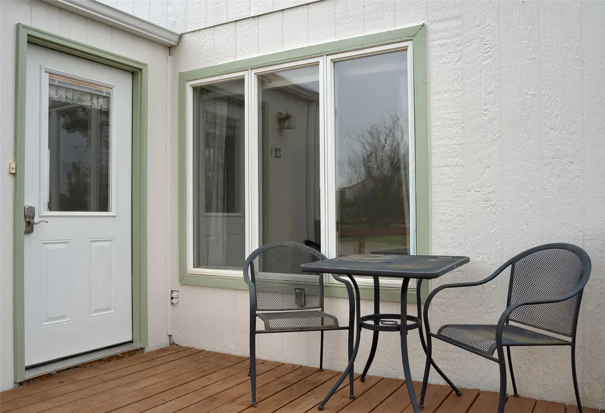 21 2nd Street S, Sunburst, MT 59482 - #1