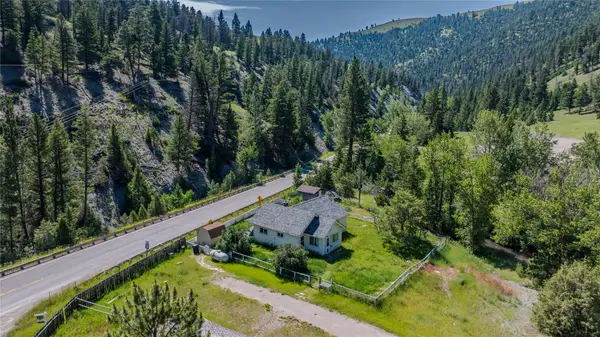 9319 Stemple Pass Road, Lincoln, MT 59639