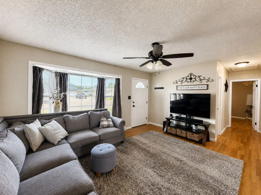 516 25th Avenue Ne, Great Falls, MT 59404 - #3
