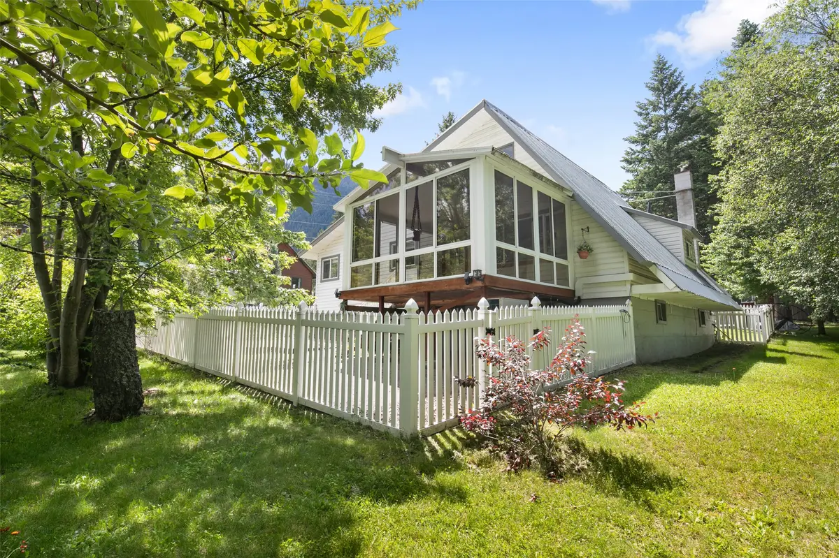 150 5th Street W, Hungry Horse, MT 59919 - #1