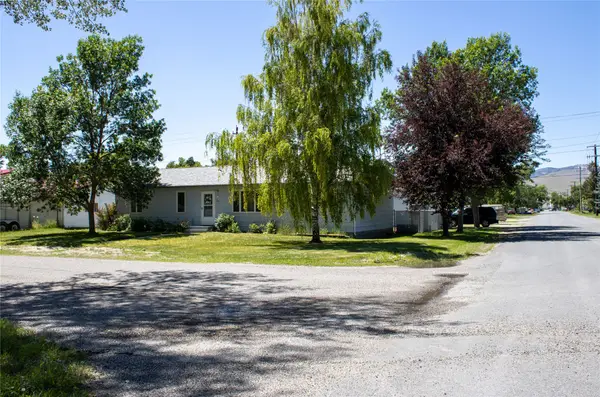 313 N Cherry Street, Townsend, MT 59644