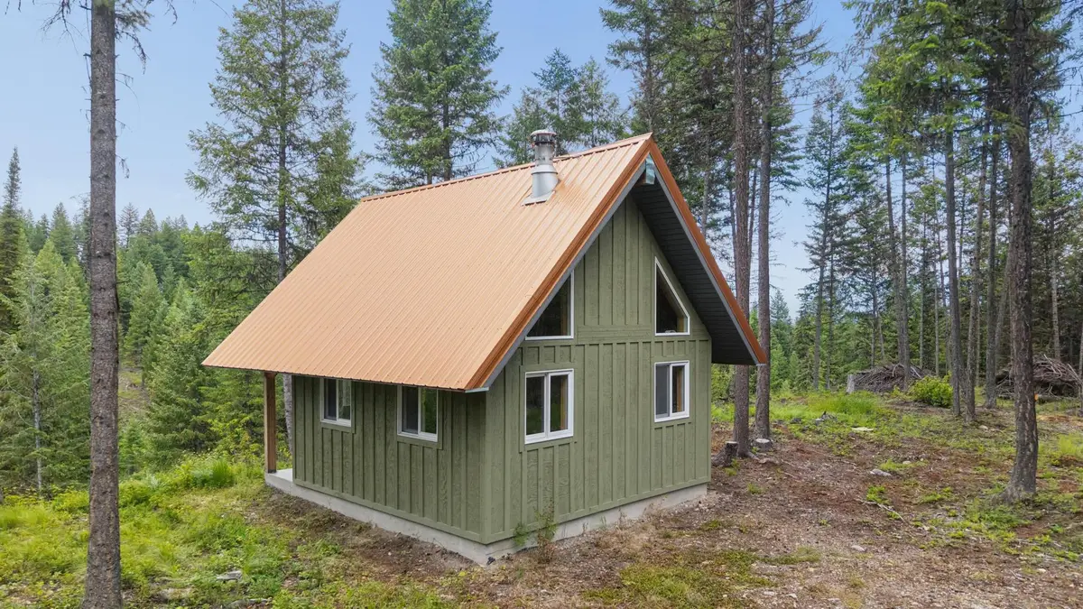 925 Yelping Coyote Run, Trego, MT 59934 - #1