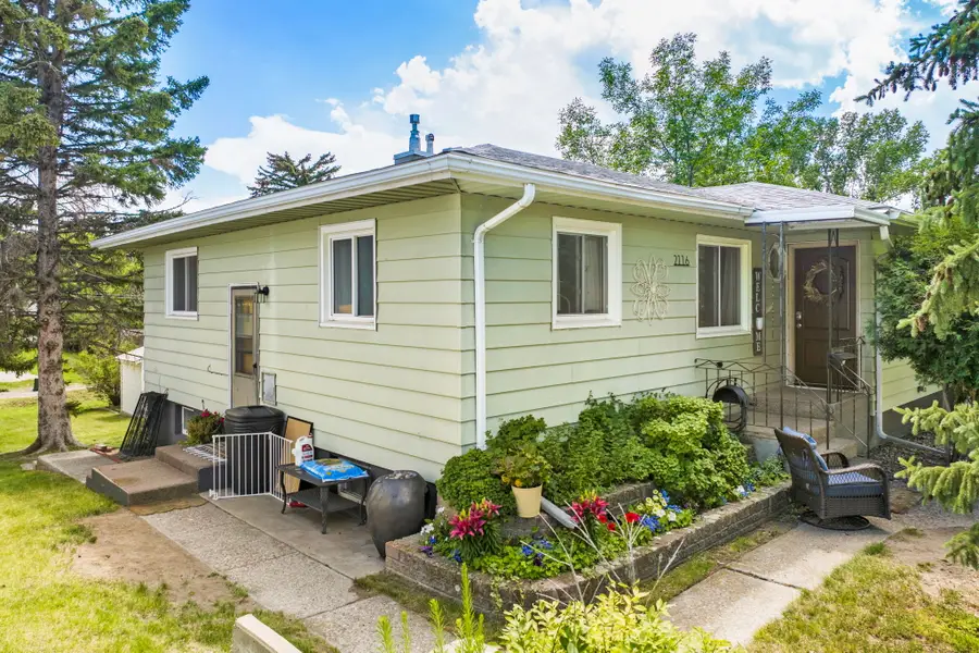 2116 6th Avenue S, Great Falls, MT 59405 - #2