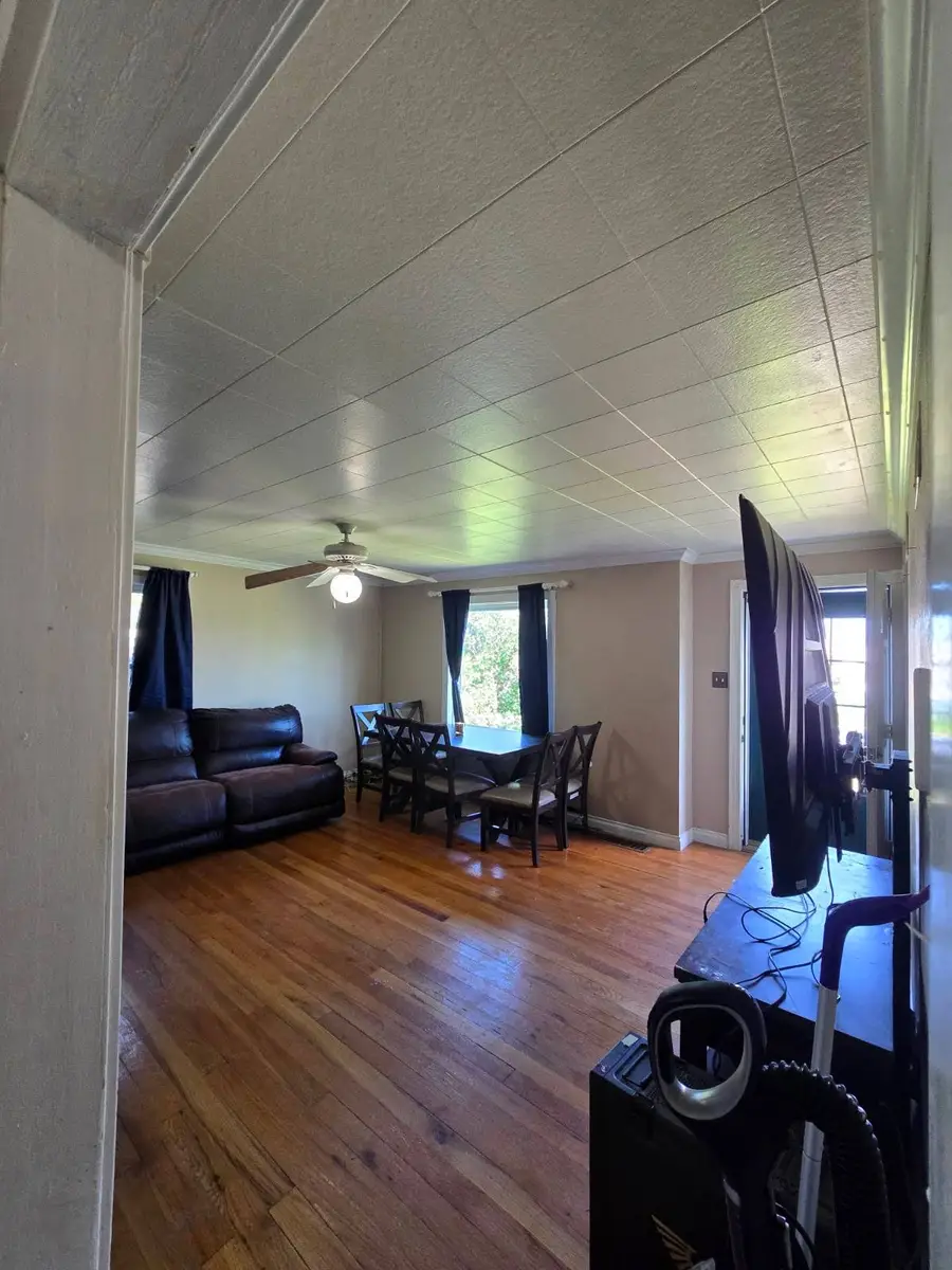 1304 7th Avenue S, Great Falls, MT 59405 - #3
