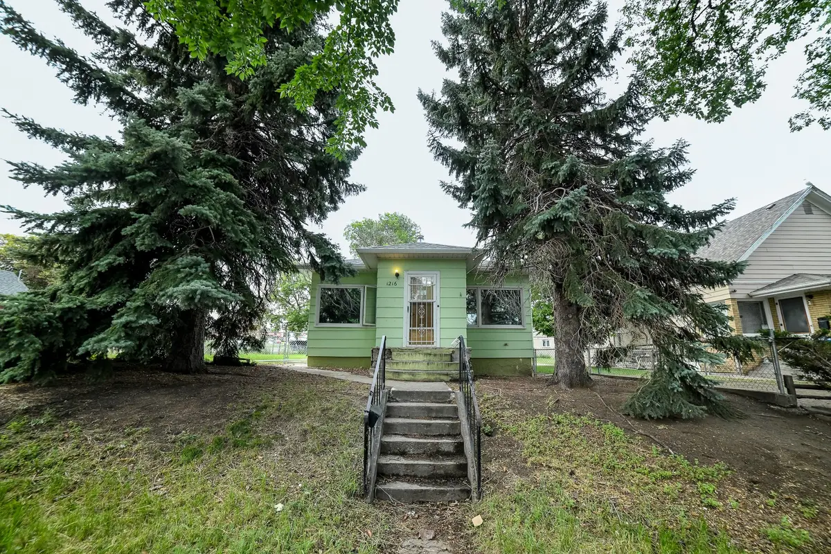 1216 9th Avenue S, Great Falls, MT 59405 - #1