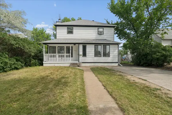 1219 9th Avenue S, Great Falls, MT 59405