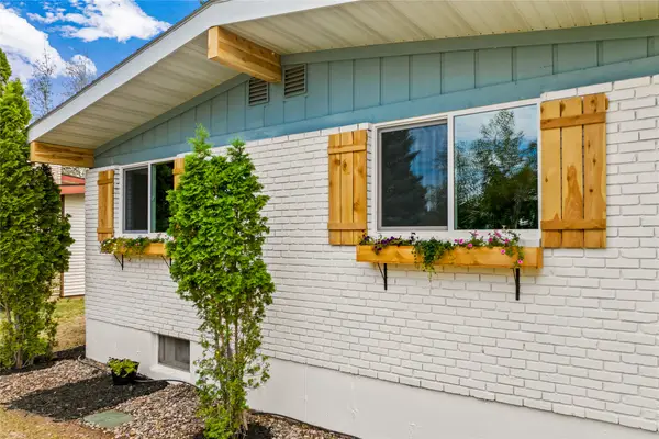 1220 26th Avenue Sw, Great Falls, MT 59404