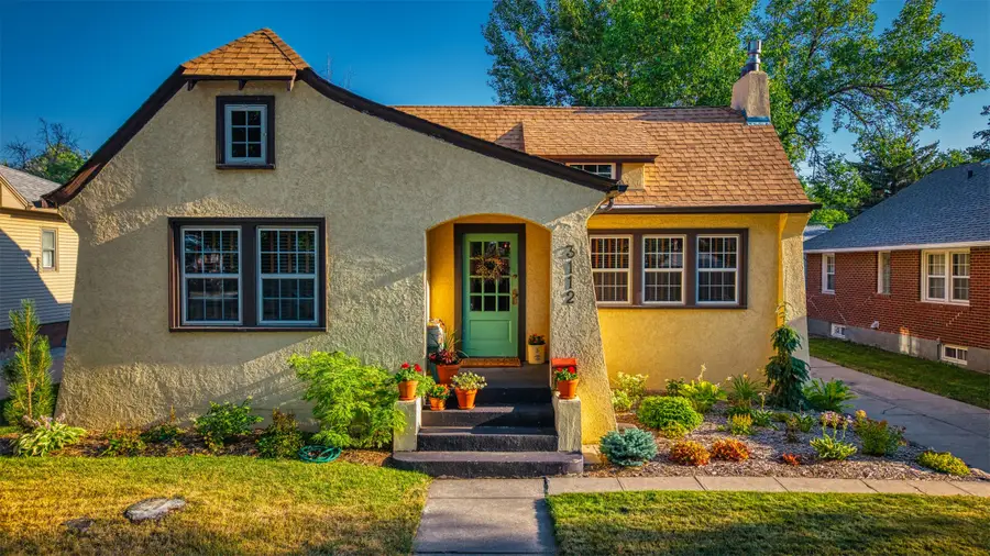 3112 1st Avenue N, Great Falls, MT 59401 - #2