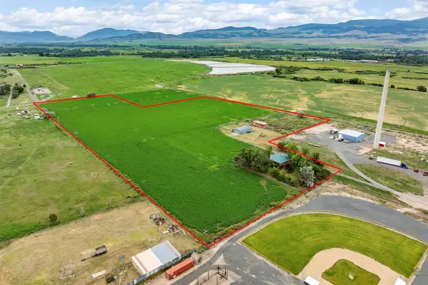 27 Sugar Beet Row, Whitehall, MT 59759