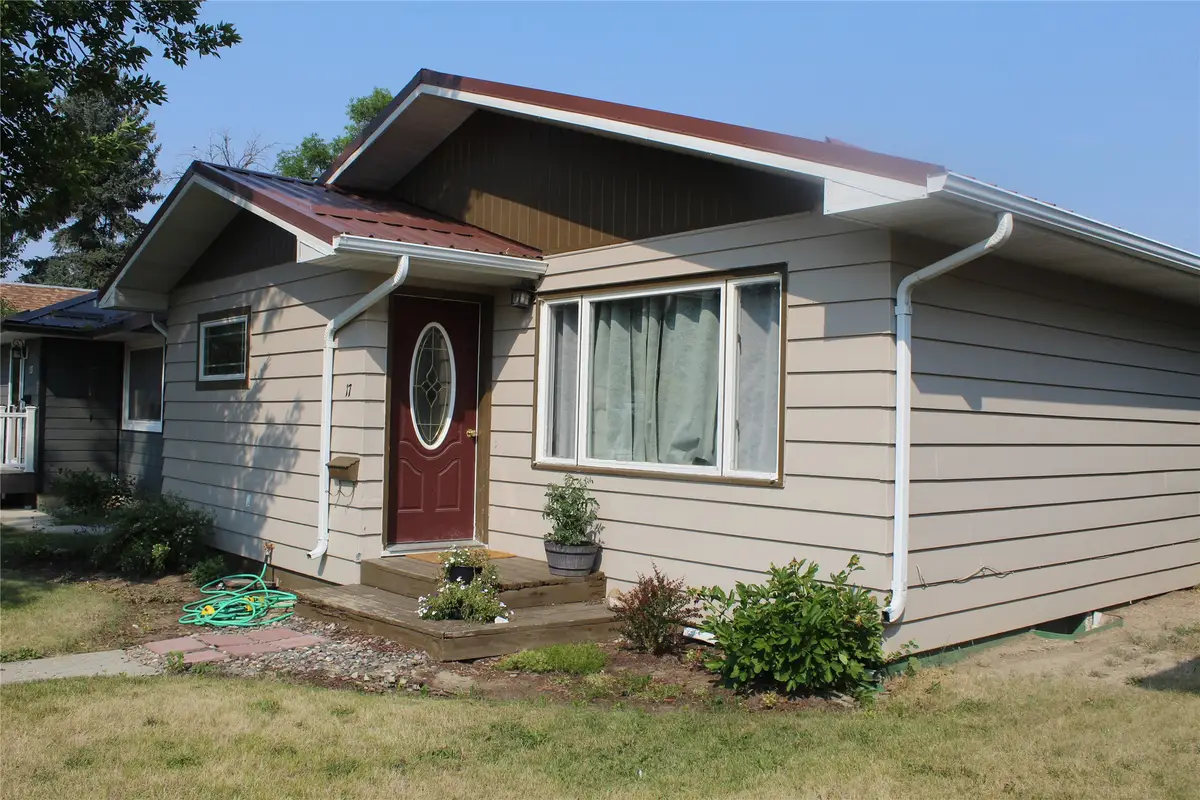 17 S Delaware Street, Conrad, MT 59425 - #1