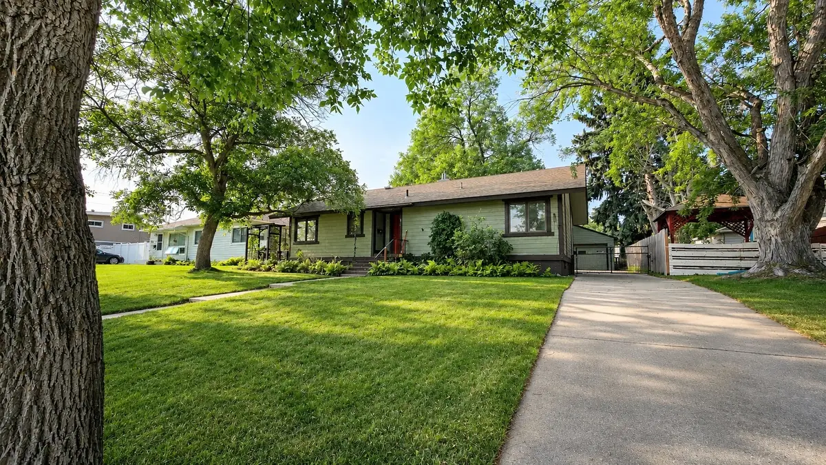 3036 7th Avenue S, Great Falls, MT 59405 - #1