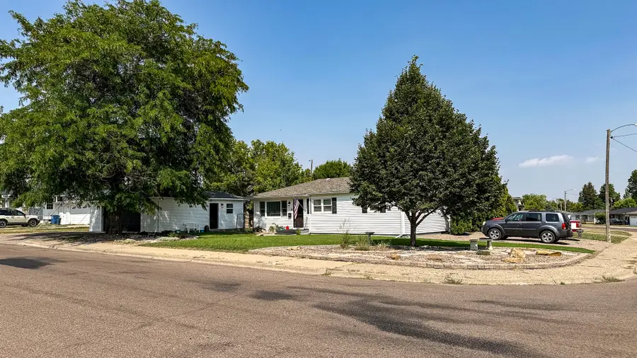261 18th Avenue Nw, Great Falls, MT 59404 - #3