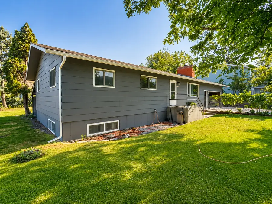 906 Charlo Street, Missoula, MT 59802 - #2