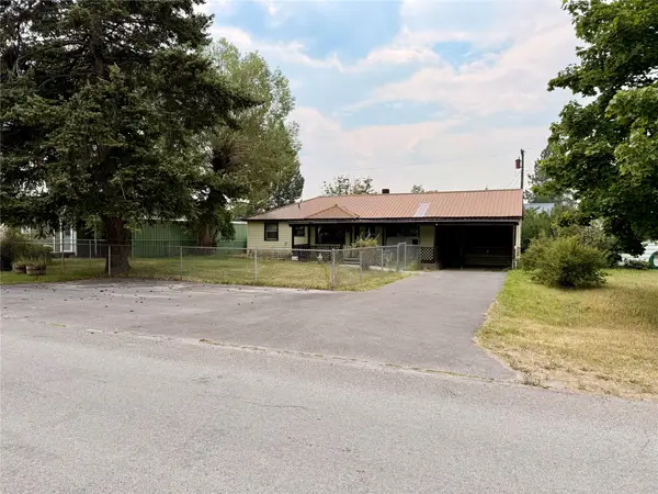 1506 4th Avenue W, Columbia Falls, MT 59912