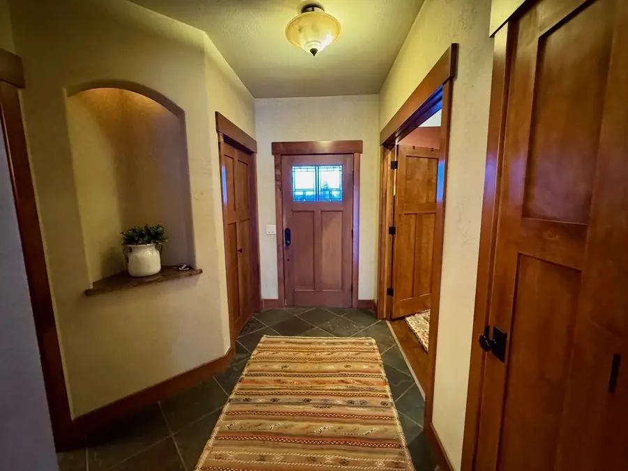 4505 12th Avenue S, Great Falls, MT 59405 - #2