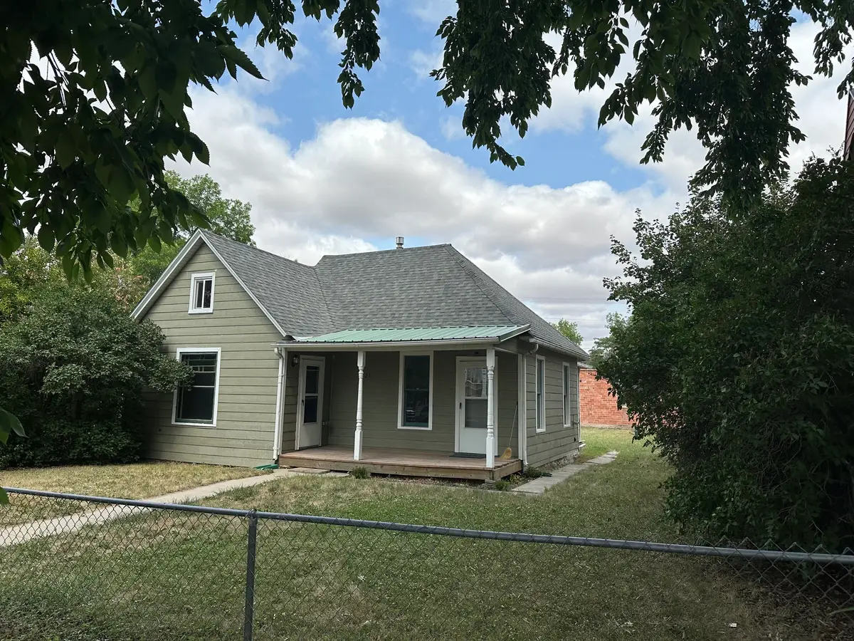 721 5th Avenue S, Great Falls, MT 59405 - #1
