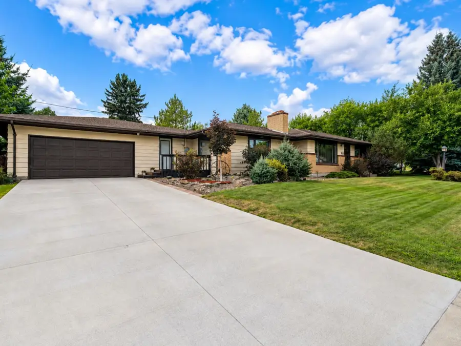 1404 34th Street S, Great Falls, MT 59405 - #2