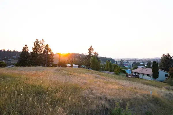 NHN 4th Avenue E, Eureka, MT 59917