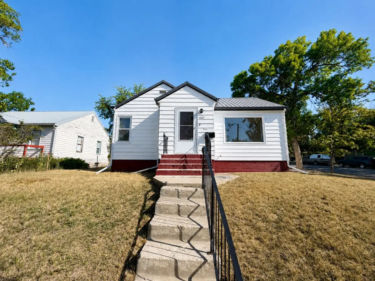 1027 3rd Avenue S, Great Falls, MT 59405 - #1