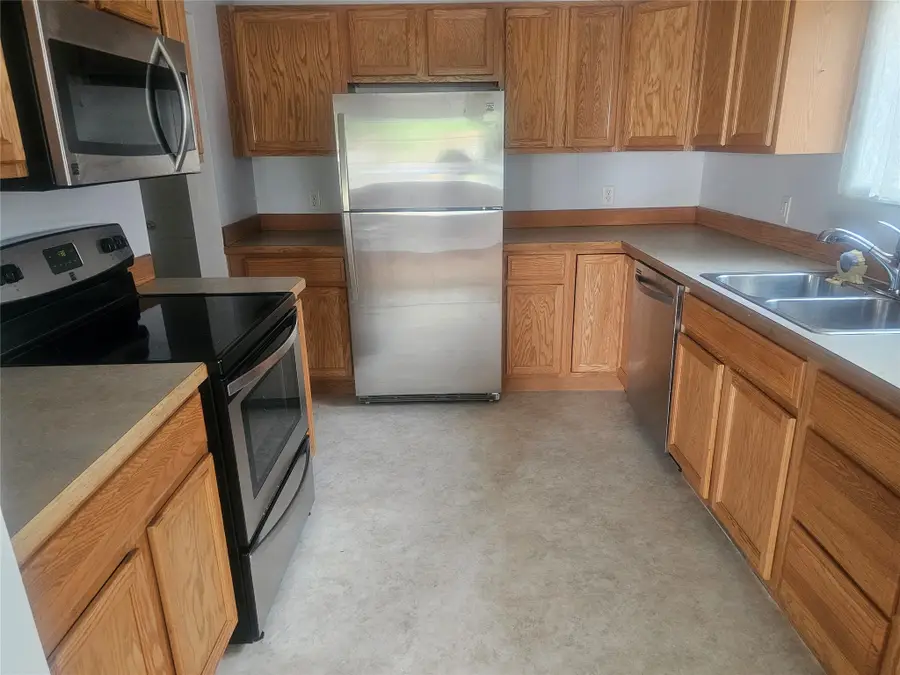 716 8th Street S, Great Falls, MT 59405 - #3