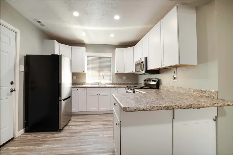 616 3rd Avenue Nw, Great Falls, MT 59404 - #3
