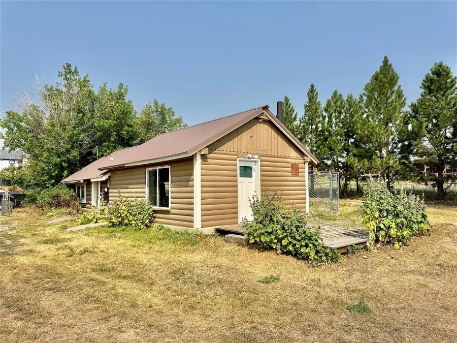 400 E Larime Street, White Sulphur Springs, MT 59645 - #2