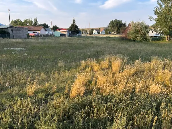 323 Treasure Avenue, Shelby, MT 59474