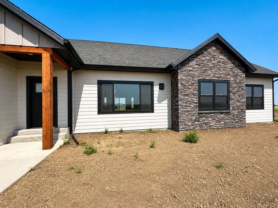 141 Barn Wood Lane, Great Falls, MT 59405 - #2