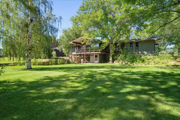 3324 14th Avenue S, Great Falls, MT 59405