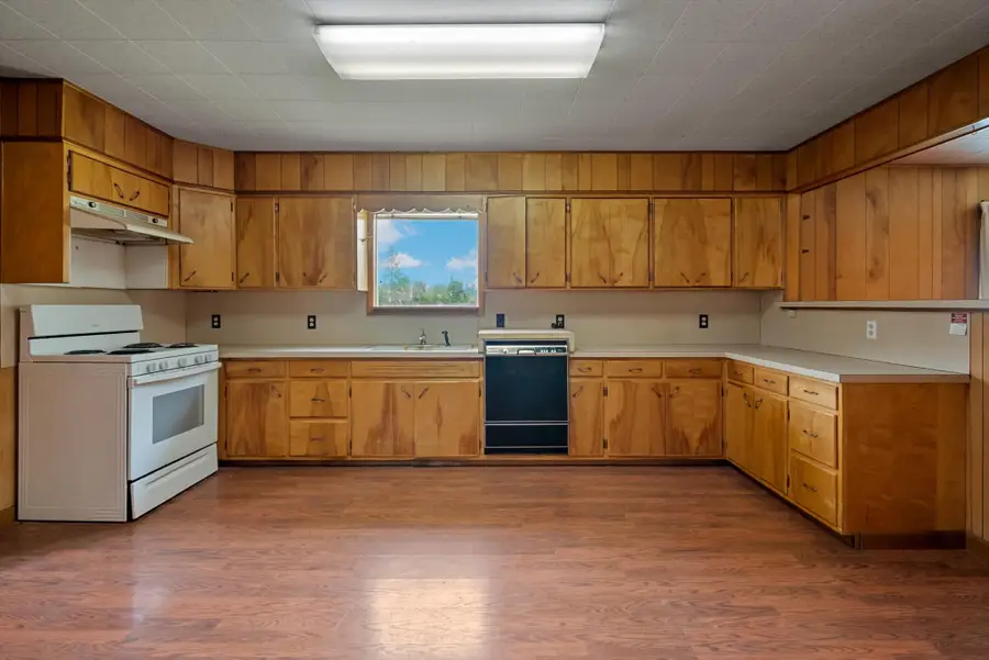 7240 Us Highway 2 E, Columbia Falls, MT 59912 - #3