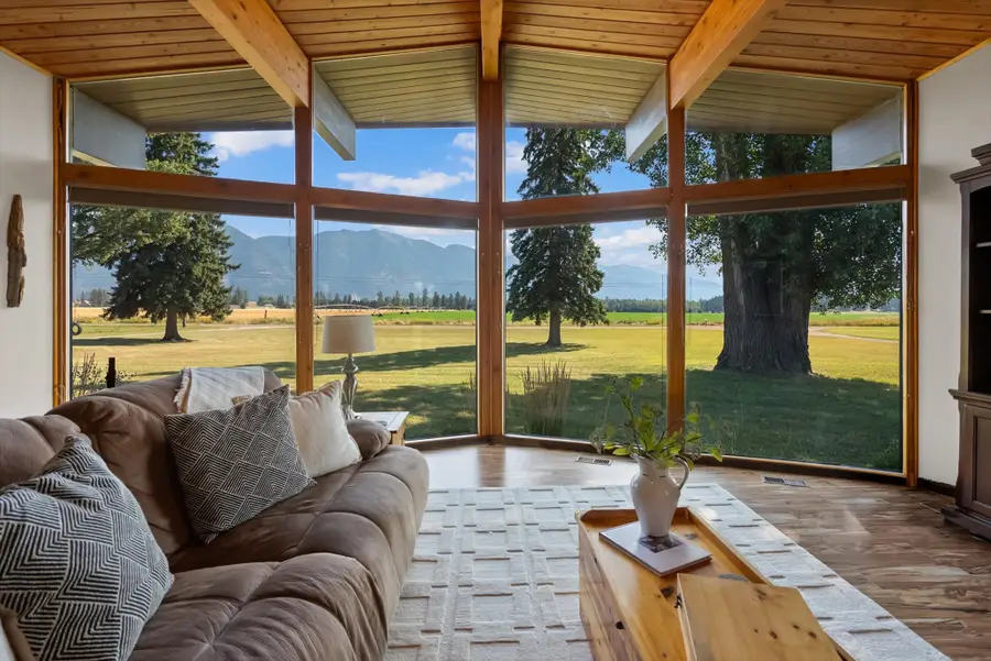 1020 Middle Road, Columbia Falls, MT 59912 - #2