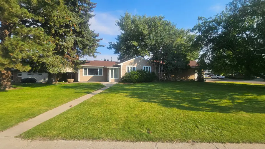 3251 4th Avenue S, Great Falls, MT 59405 - #2