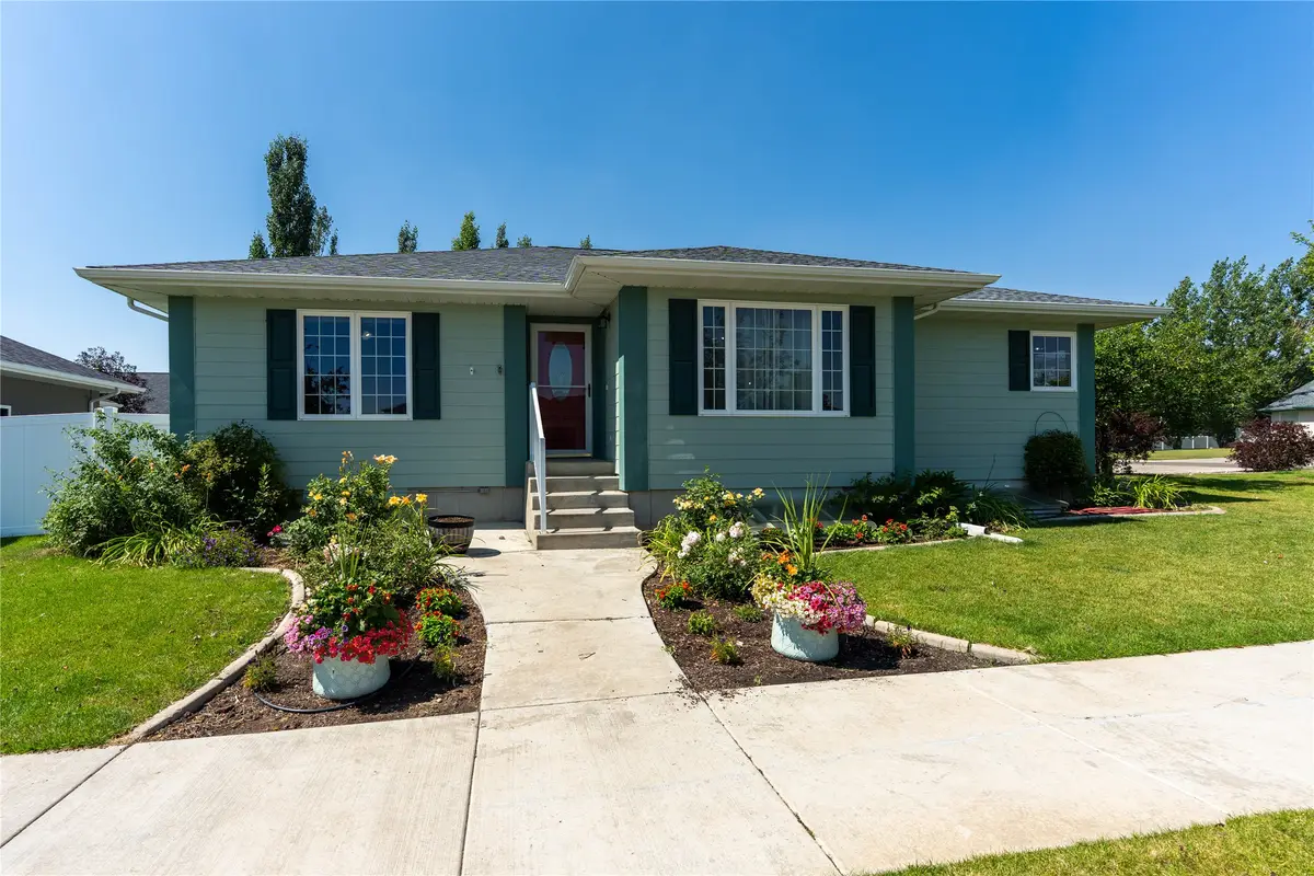 4508 Kestrel Court, Great Falls, MT 59404 - #1