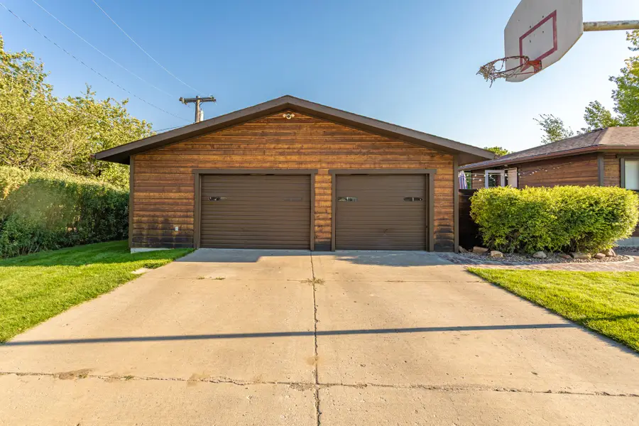 156 Riverview Drive E, Great Falls, MT 59404 - #3