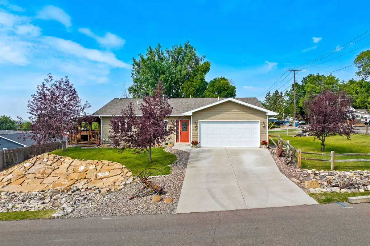 520 23rd Street Ne, Black Eagle, MT 59414 - #1
