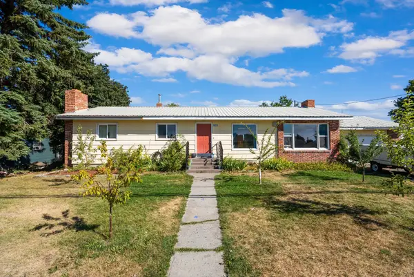 1023 8th Street W, Columbia Falls, MT 59912