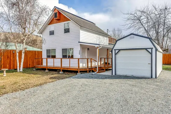 306 Central Avenue, Plains, MT 59859