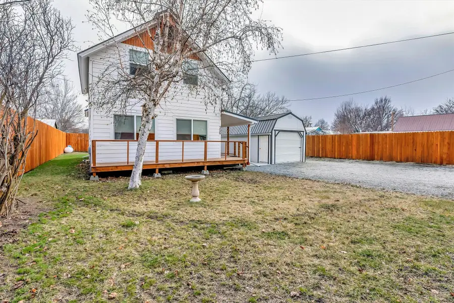 306 Central Avenue, Plains, MT 59859 - #2