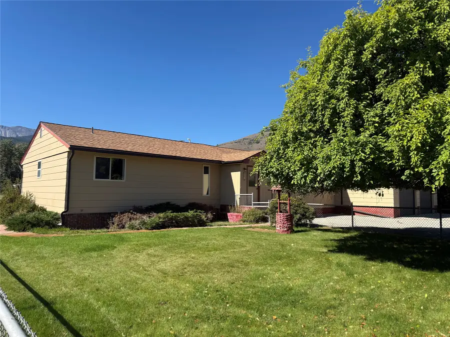 221 Mountain View Drive S, Anaconda, MT 59711 - #3