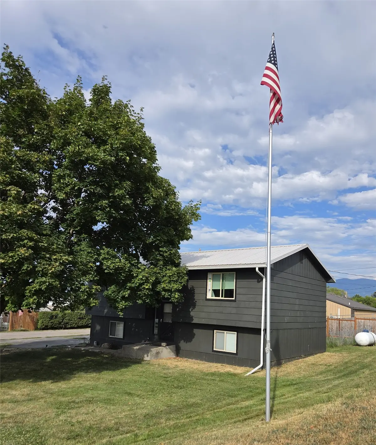 1001 E 4th Avenue, Polson, MT 59860 - #1