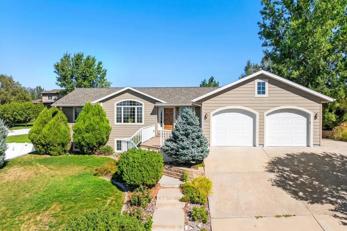 1013 35th Avenue Ne, Great Falls, MT 59404 - #1